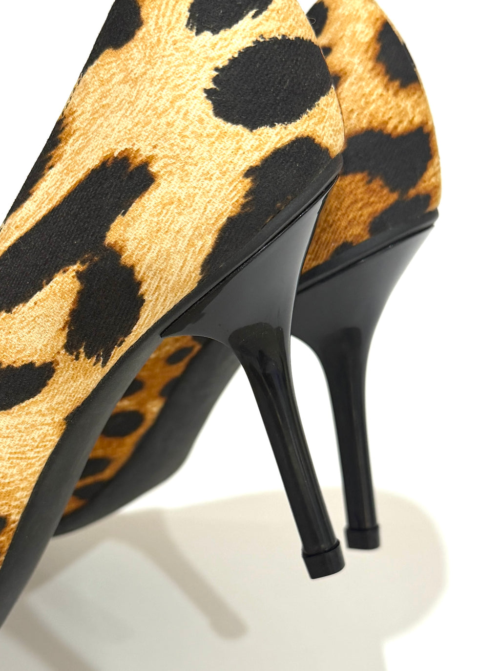 Dior Fall/Winter 2004 I Love Dior Leopard Pumps
